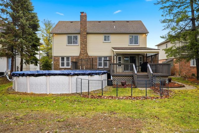 48607 Presidential Drive, Macomb Township, MI 48044