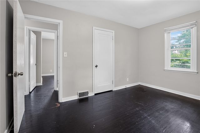2501 Olympia St, Mckeesport, PA 15132