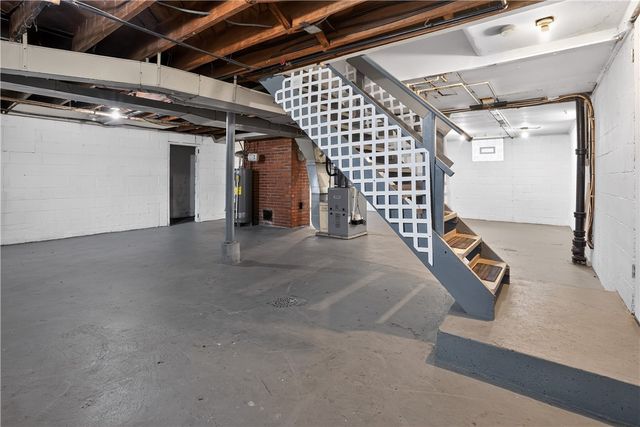 2501 Olympia St, Mckeesport, PA 15132