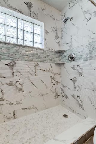 3936 E EDEN ROC CIRCLE, Tampa, FL 33634