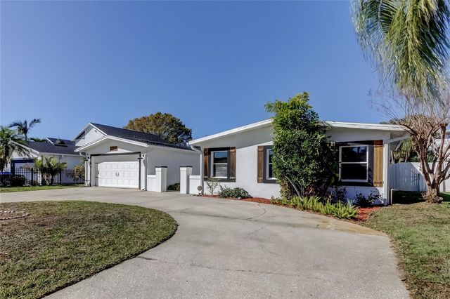 3936 E EDEN ROC CIRCLE, Tampa, FL 33634