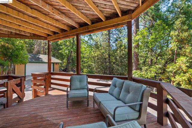 23009 Red Wing Trl, Twain Harte, CA 95383