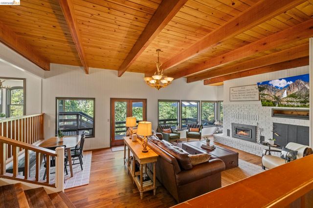 23009 Red Wing Trl, Twain Harte, CA 95383