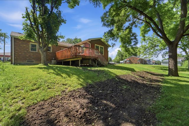 5905 SW 9th Street, Des Moines, IA 50315