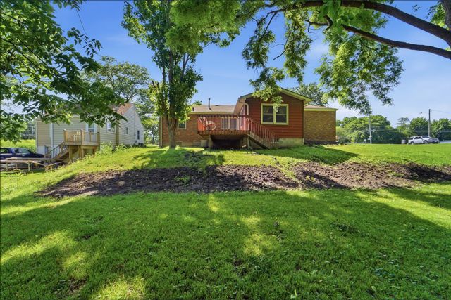 5905 SW 9th Street, Des Moines, IA 50315