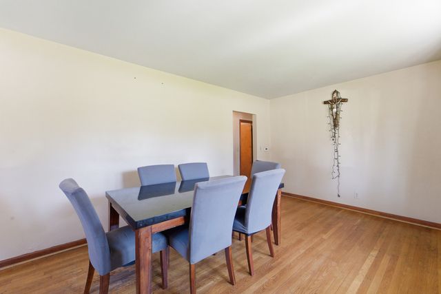 5905 SW 9th Street, Des Moines, IA 50315