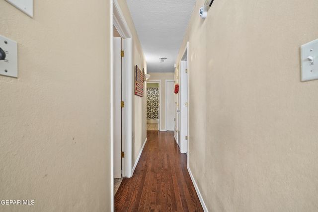 4405 LOMA HERMOSA Drive, El Paso, TX 79934