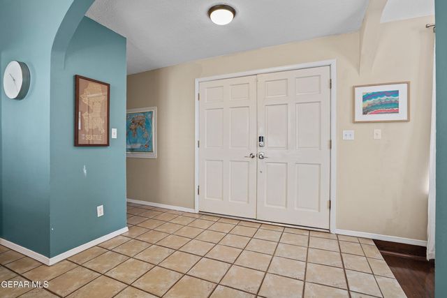4405 LOMA HERMOSA Drive, El Paso, TX 79934