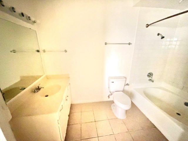 7901 Cambridge Street 125, Houston, TX 77054