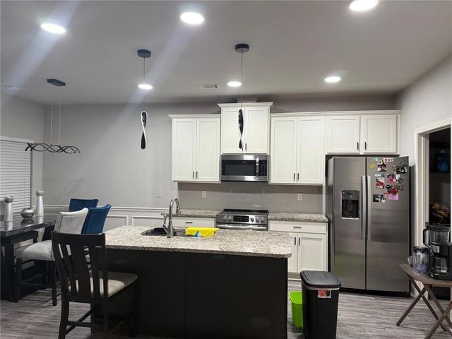 1320 Sugar Glen Court, Lawrenceville, GA 30044