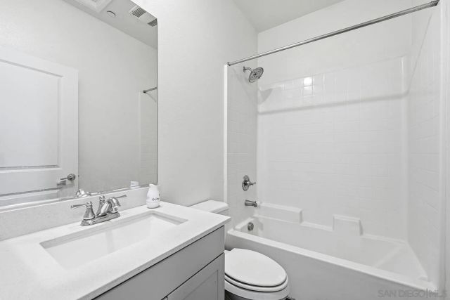 5230 Calle Rockfish 99, San Diego, CA 92154