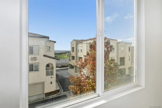 5230 Calle Rockfish 99, San Diego, CA 92154