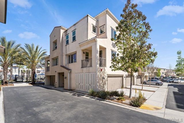 5230 Calle Rockfish 99, San Diego, CA 92154