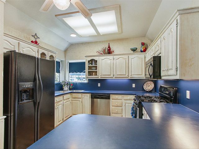 422 State Highway 78 N, Farmersville, TX 75442
