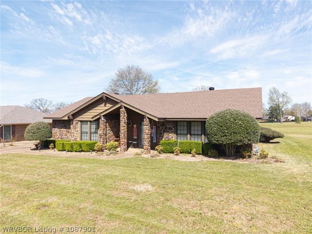 2617 Roxbury Lane, Fort Smith, AR 72908