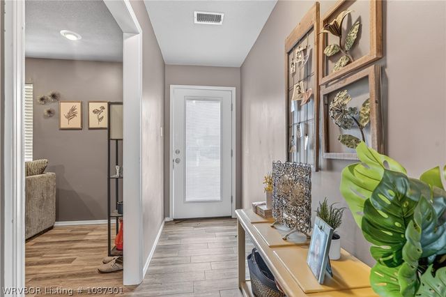 2617 Roxbury Lane, Fort Smith, AR 72908