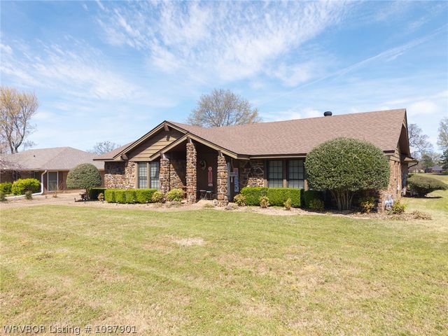 2617 Roxbury Lane, Fort Smith, AR 72908