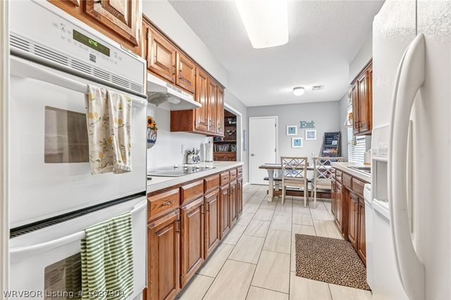 2617 Roxbury Lane, Fort Smith, AR 72908