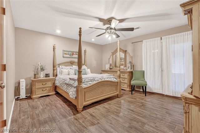 2617 Roxbury Lane, Fort Smith, AR 72908