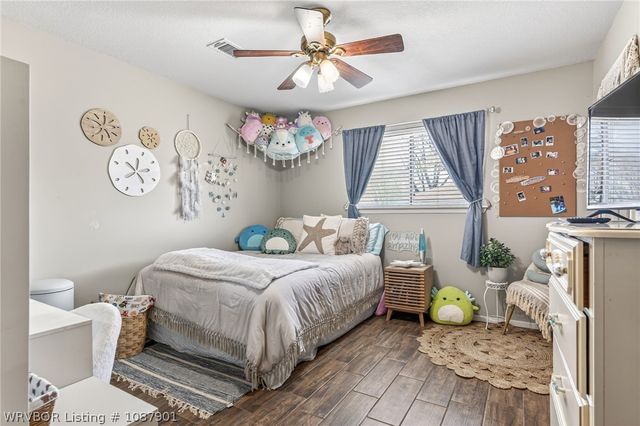 2617 Roxbury Lane, Fort Smith, AR 72908