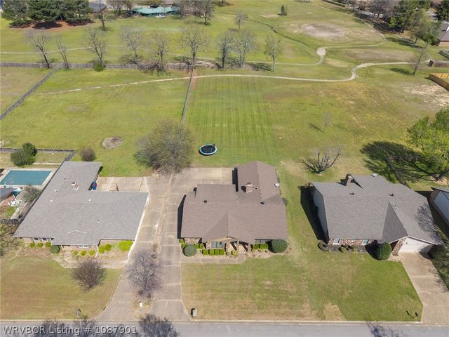 2617 Roxbury Lane, Fort Smith, AR 72908