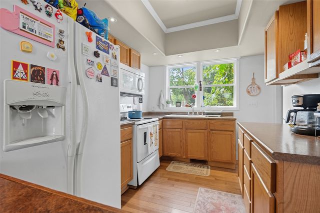 828 8th Avenue SW, Cedar Rapids, IA 52404