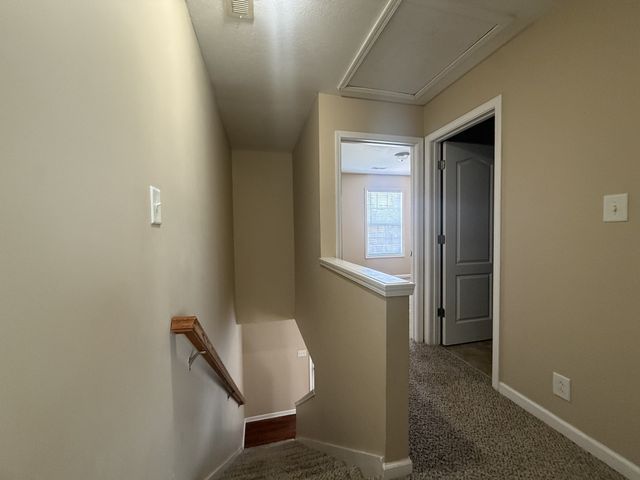 808 Oak Arbor Ct, Clarksville, TN 37040