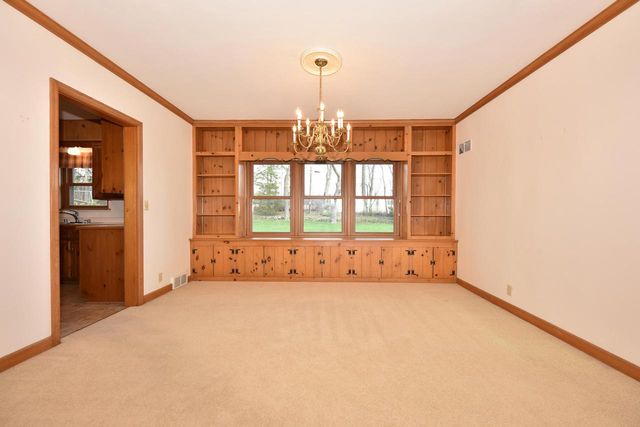 N93W15358 Hillside LANE, Menomonee Falls, WI 53051