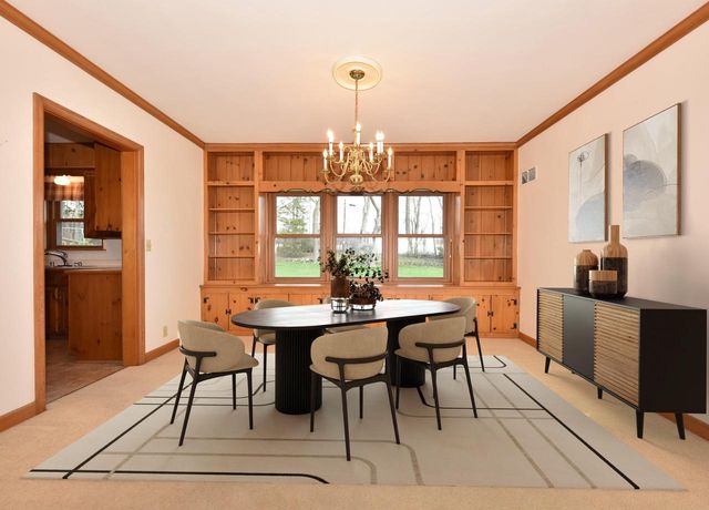 N93W15358 Hillside LANE, Menomonee Falls, WI 53051
