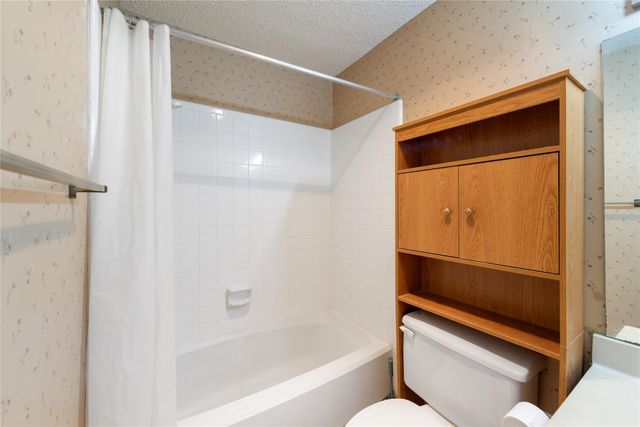 1202 Thorpe LN 216, San Marcos, TX 78666