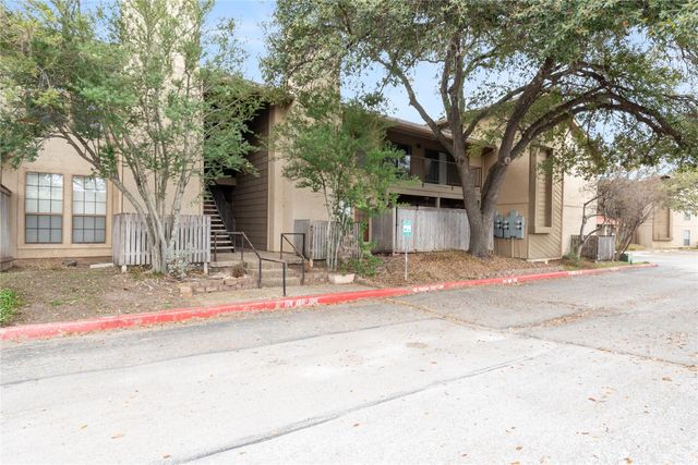 1202 Thorpe LN 216, San Marcos, TX 78666