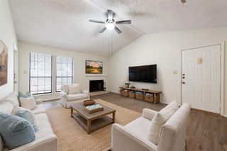 1202 Thorpe LN 216, San Marcos, TX 78666