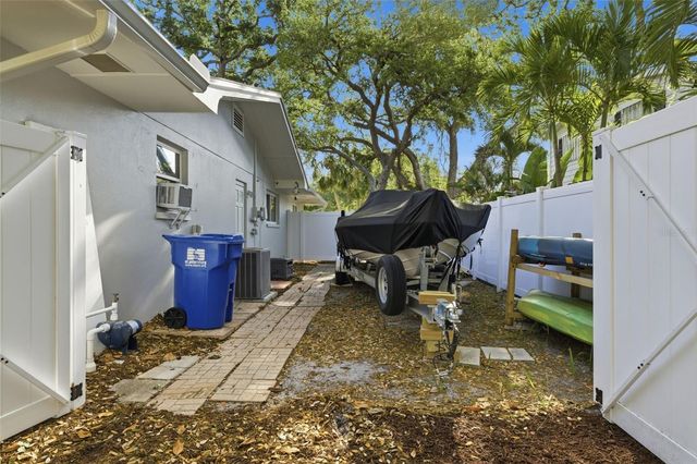 3491 83RD STREET N, St Petersburg, FL 33710