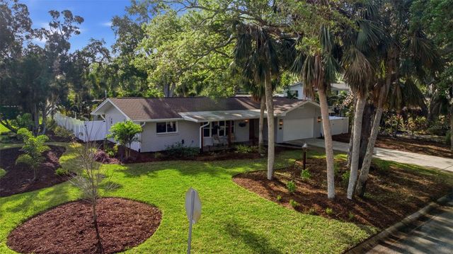 3491 83RD STREET N, St Petersburg, FL 33710