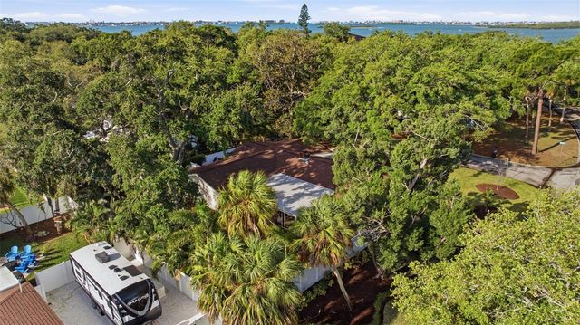 3491 83RD STREET N, St Petersburg, FL 33710