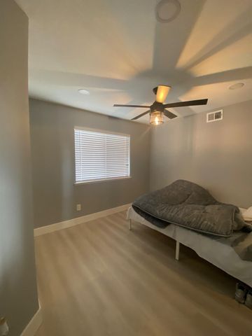 827 Saint Andrew St, Lathrop, CA 95330
