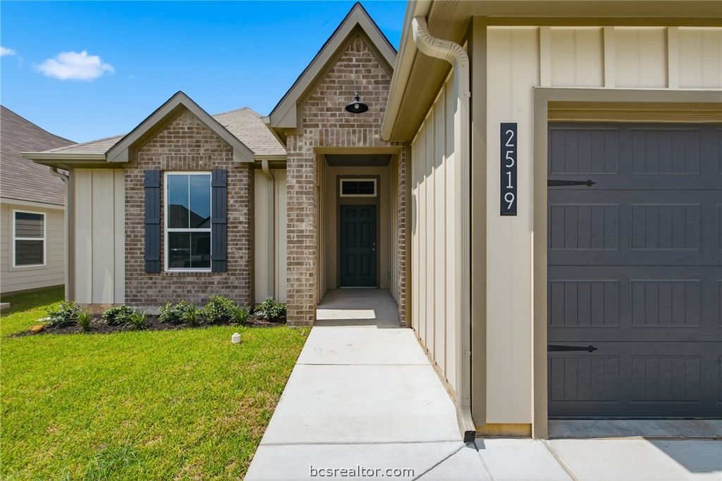 2519 Maskavich Court, Bryan, TX 77807 — photo 2