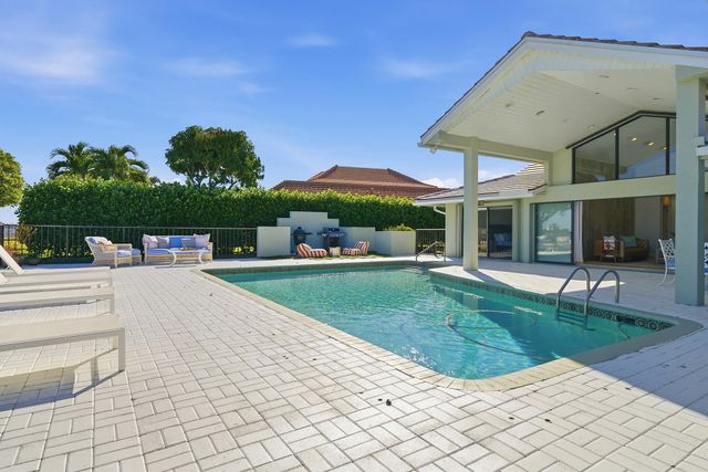 2308 Embassy Drive, West Palm Beach, FL 33401