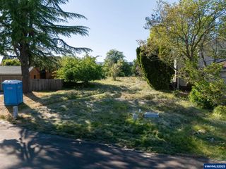 1805 NW Grant Av, Corvallis, OR 97330