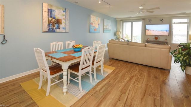 3738 Sandpiper Rd Apt 317B, Virginia Beach, VA 23456