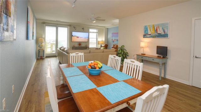 3738 Sandpiper Rd Apt 317B, Virginia Beach, VA 23456