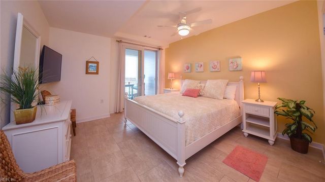 3738 Sandpiper Rd Apt 317B, Virginia Beach, VA 23456