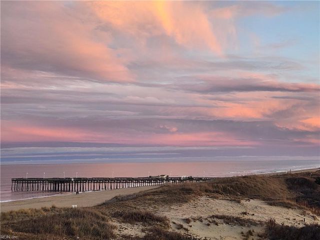 3738 Sandpiper Rd Apt 317B, Virginia Beach, VA 23456