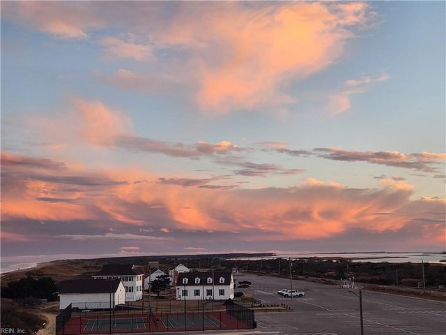 3738 Sandpiper Rd Apt 317B, Virginia Beach, VA 23456