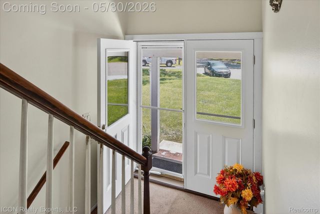 1869 Middle Trail Road, Commerce Charter Township, MI 48390