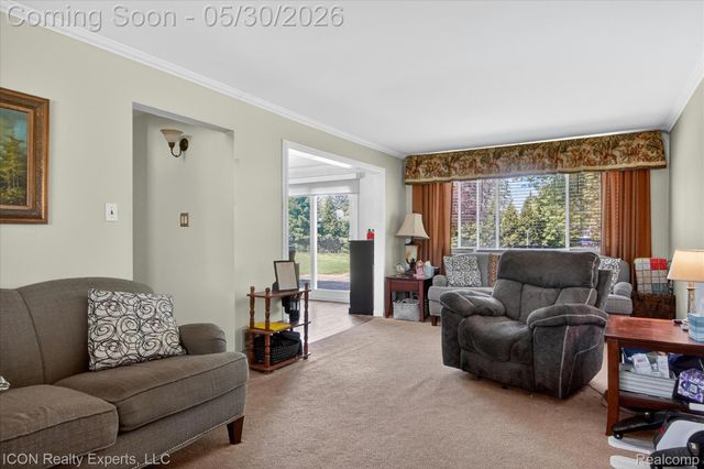 1869 Middle Trail Road, Commerce Charter Township, MI 48390