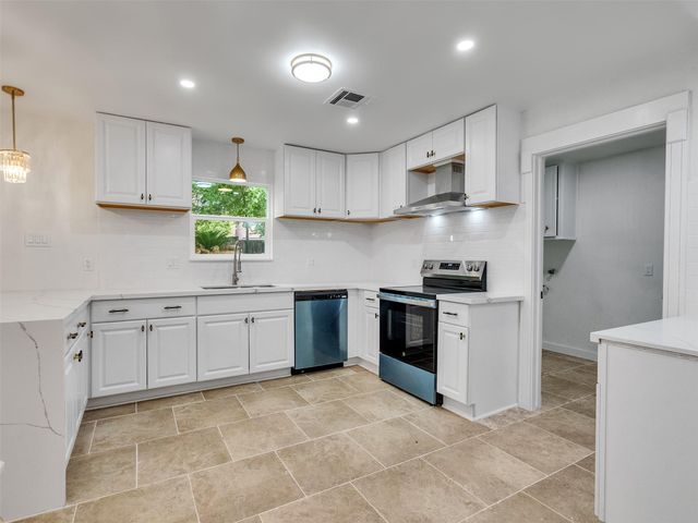 8322 Oak Moss Drive, Spring, TX 77379