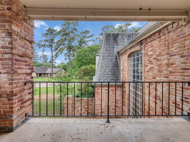 8322 Oak Moss Drive, Spring, TX 77379