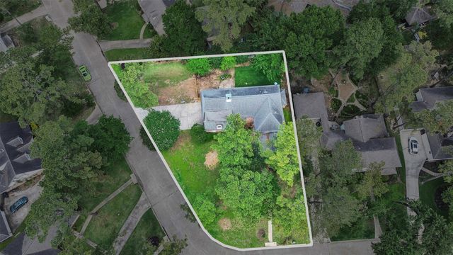8322 Oak Moss Drive, Spring, TX 77379