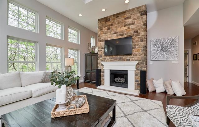 1275 Diamond Valley Drive, High Ridge, MO 63049